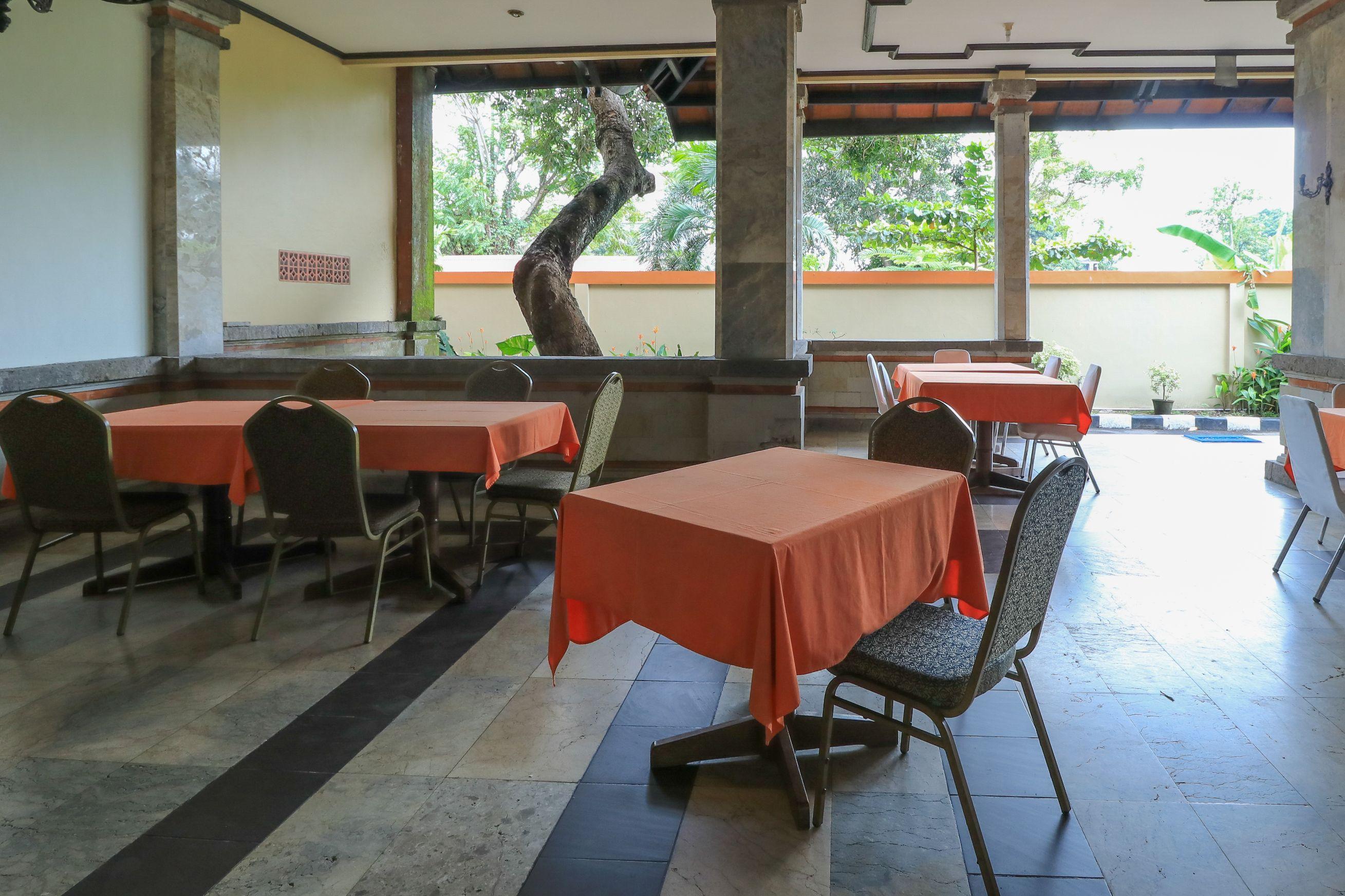 Hotel Oranjje Denpasar Extérieur photo