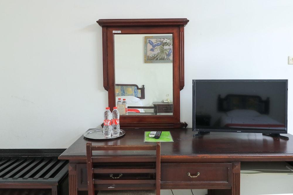 Hotel Oranjje Denpasar Extérieur photo