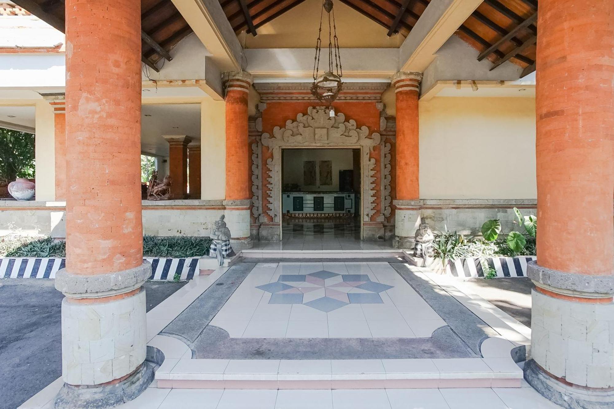 Hotel Oranjje Denpasar Extérieur photo
